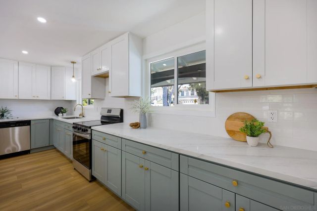 8719 Jackie Dr, San Diego, CA 92119