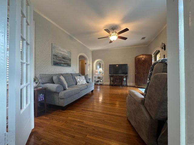 3310 N Cypress Street, North Little Rock, AR 72116