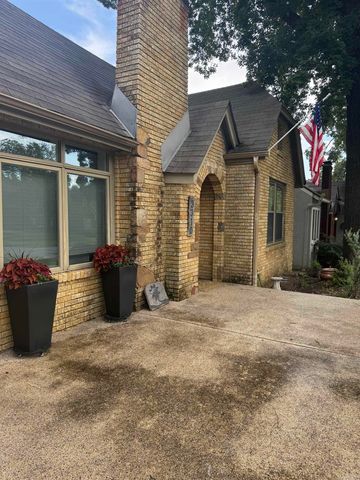 3310 N Cypress Street, North Little Rock, AR 72116