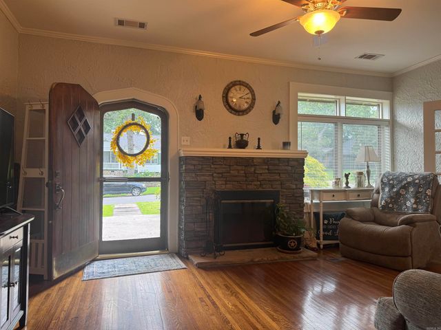 3310 N Cypress Street, North Little Rock, AR 72116