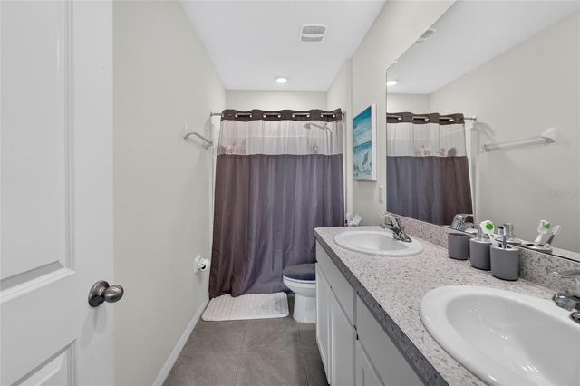 33046 MAJOR OAK DRIVE, Wesley Chapel, FL 33545