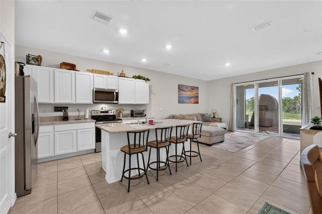 33046 MAJOR OAK DRIVE, Wesley Chapel, FL 33545