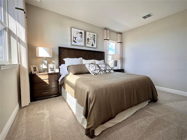 2928 VOYAGER AVENUE, St Cloud, FL 34771