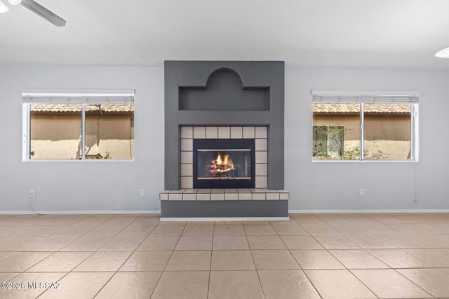 2944 N Bronze Creek Way, Tucson, AZ 85745