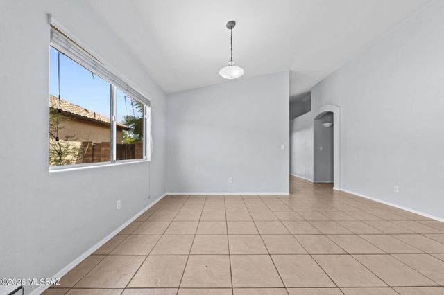 2944 N Bronze Creek Way, Tucson, AZ 85745