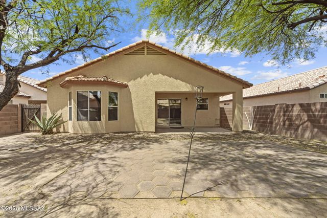 2944 N Bronze Creek Way, Tucson, AZ 85745