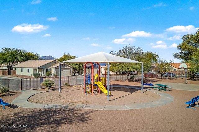 2944 N Bronze Creek Way, Tucson, AZ 85745