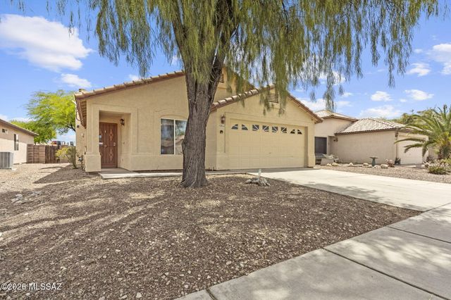 2944 N Bronze Creek Way, Tucson, AZ 85745