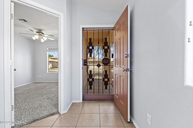 2944 N Bronze Creek Way, Tucson, AZ 85745