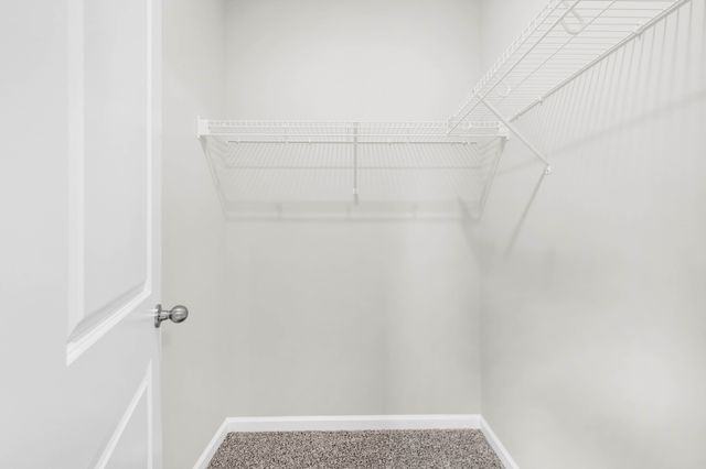 420 S 2nd St B, Clarksville, TN 37040