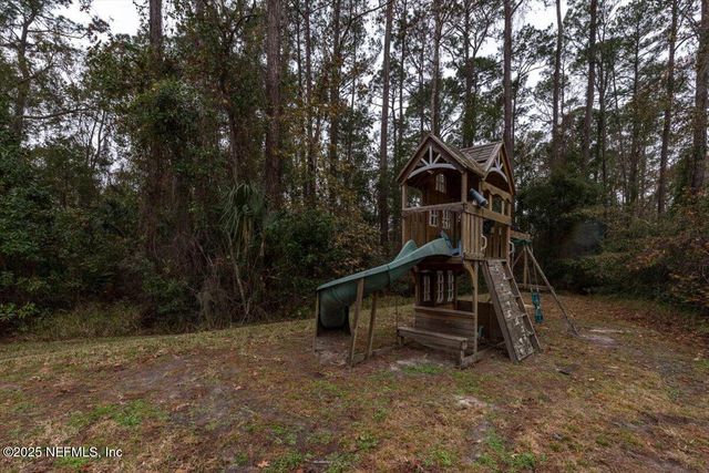 15113 N REEF Drive, Jacksonville, FL 32226