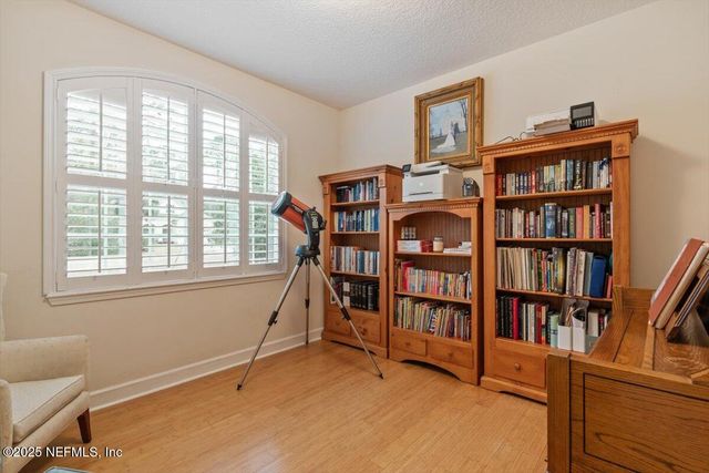 15113 N REEF Drive, Jacksonville, FL 32226