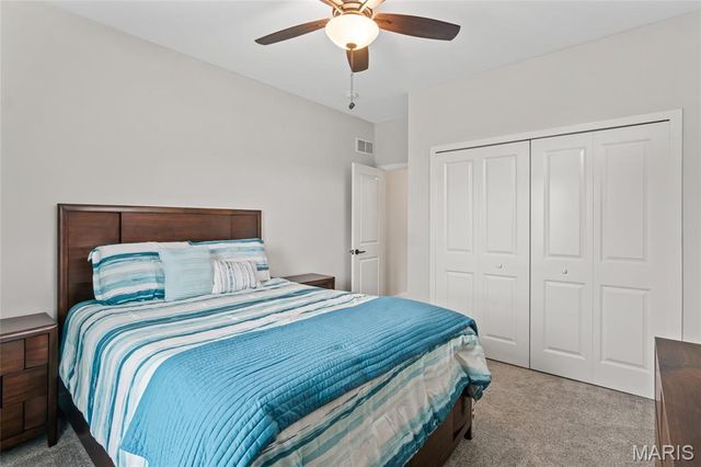 1406 Crimson King Way, Troy, IL 62294