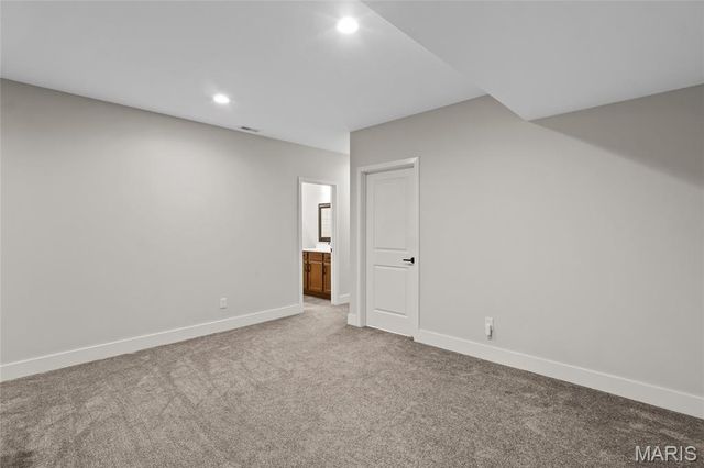 1406 Crimson King Way, Troy, IL 62294