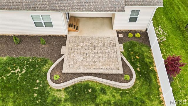 1406 Crimson King Way, Troy, IL 62294