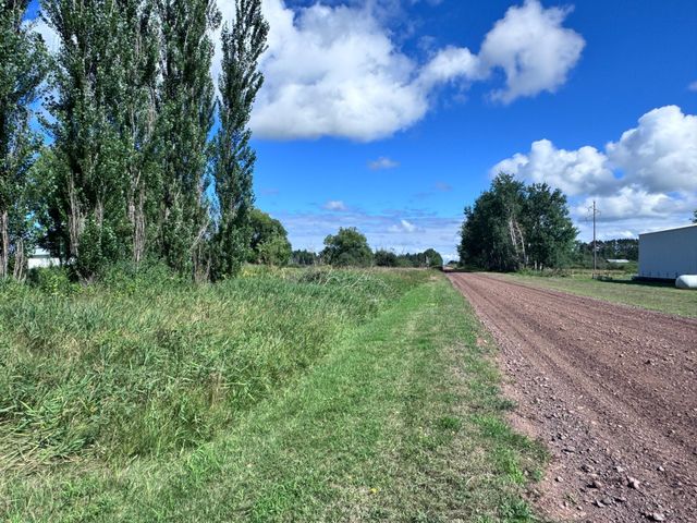 5586 N 1st Avenue, Kettle River, MN 55757