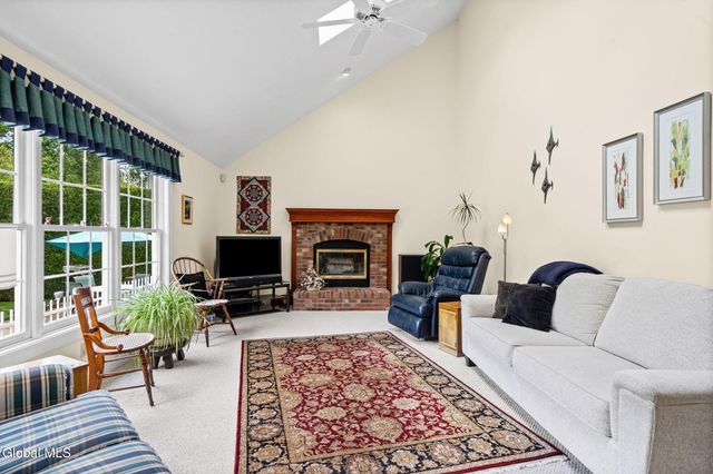 2501 Angelina Drive, Niskayuna, NY 12309