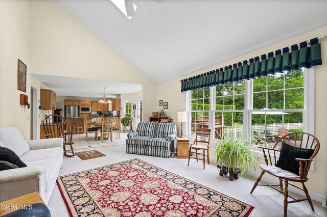2501 Angelina Drive, Niskayuna, NY 12309