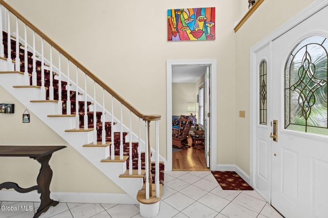 2501 Angelina Drive, Niskayuna, NY 12309