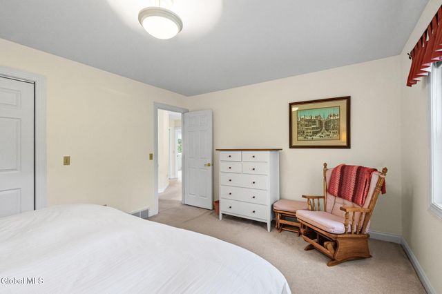 2501 Angelina Drive, Niskayuna, NY 12309