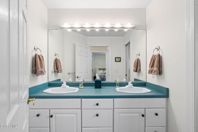 2501 Angelina Drive, Niskayuna, NY 12309