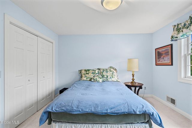 2501 Angelina Drive, Niskayuna, NY 12309