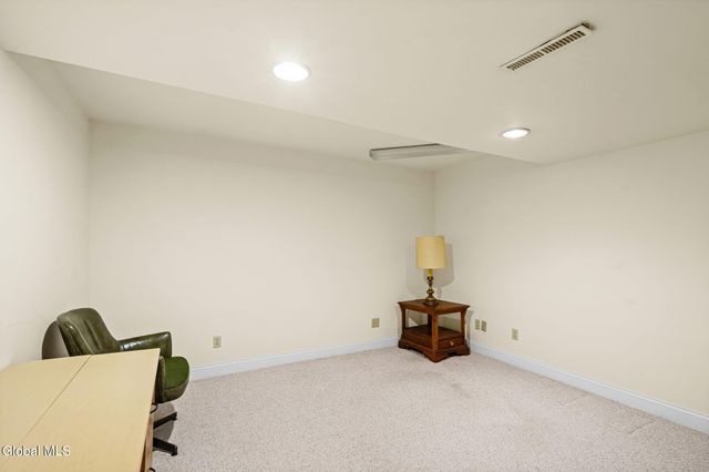 2501 Angelina Drive, Niskayuna, NY 12309