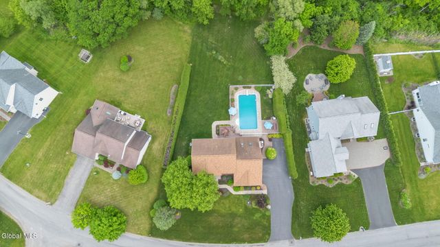 2501 Angelina Drive, Niskayuna, NY 12309