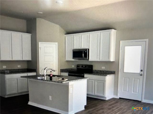 1109 Elm Fall, Seguin, TX 78155