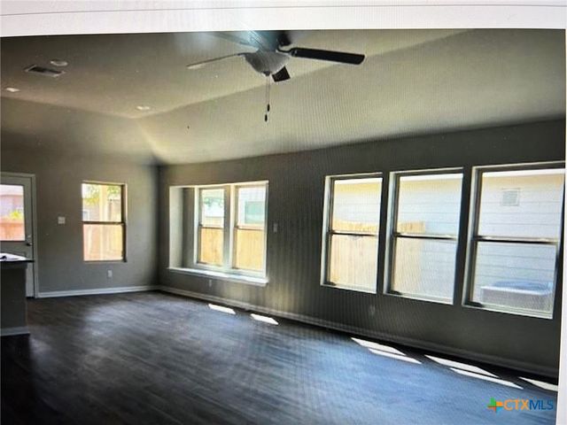 1109 Elm Fall, Seguin, TX 78155