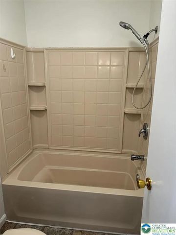 205 Willow Street, Macungie Boro, PA 18062