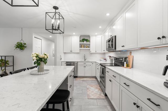 77 Adams 101, Quincy, MA 02169