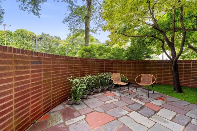 77 Adams 101, Quincy, MA 02169