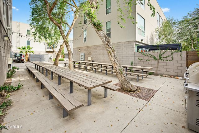 727 E PORTLAND Street 35, Phoenix, AZ 85006