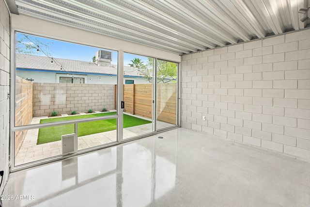 727 E PORTLAND Street 35, Phoenix, AZ 85006