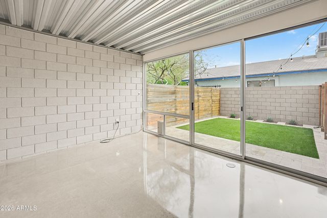 727 E PORTLAND Street 35, Phoenix, AZ 85006