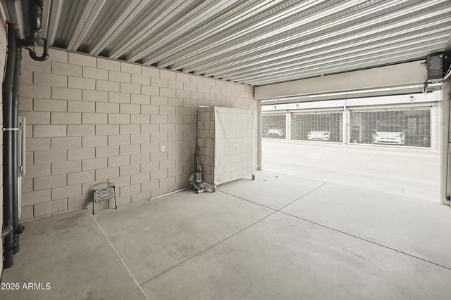 727 E PORTLAND Street 35, Phoenix, AZ 85006