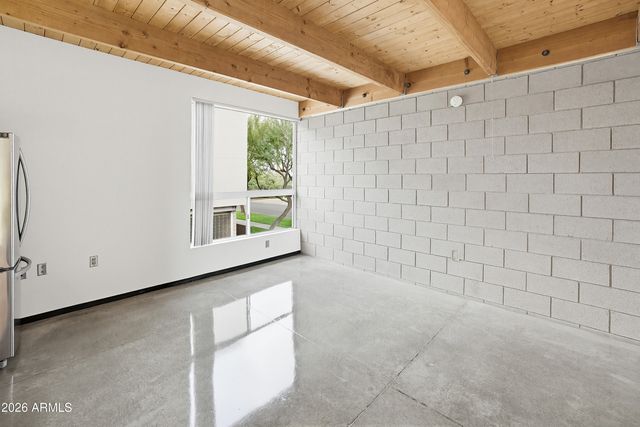 727 E PORTLAND Street 35, Phoenix, AZ 85006