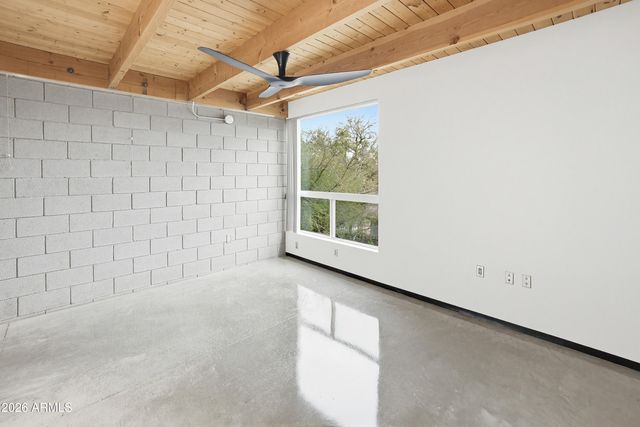 727 E PORTLAND Street 35, Phoenix, AZ 85006