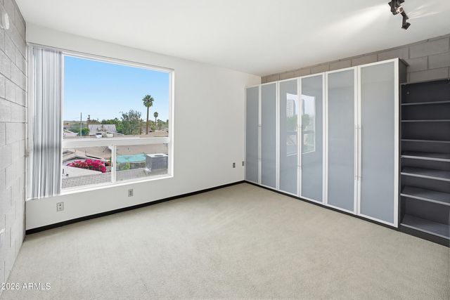 727 E PORTLAND Street 35, Phoenix, AZ 85006