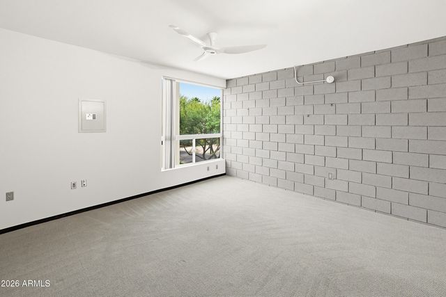 727 E PORTLAND Street 35, Phoenix, AZ 85006