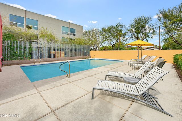 727 E PORTLAND Street 35, Phoenix, AZ 85006