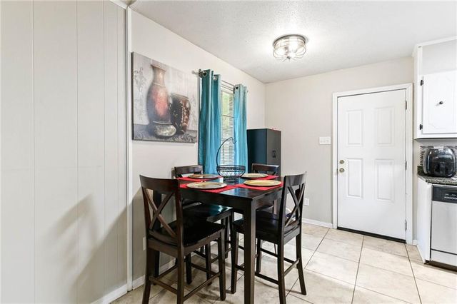 4735 Emerald E Drive, Mobile, AL 36619