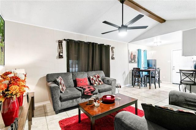 4735 Emerald E Drive, Mobile, AL 36619