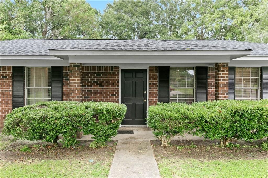 4735 Emerald E Drive, Mobile, AL 36619