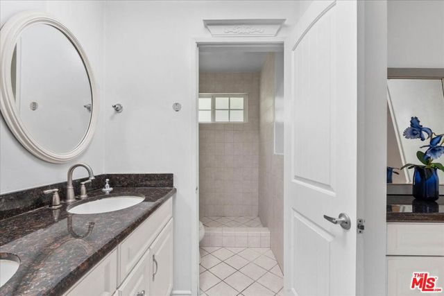 4635 Esparto Street, Woodland Hills, CA 91364