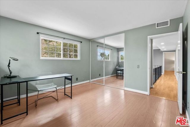 4635 Esparto Street, Woodland Hills, CA 91364