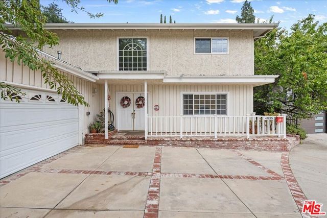 4635 Esparto Street, Woodland Hills, CA 91364