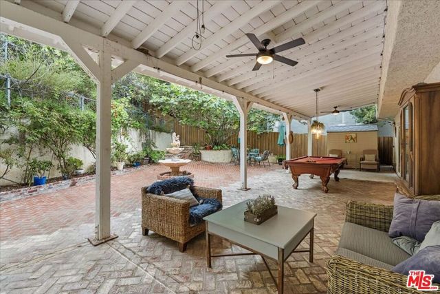 4635 Esparto Street, Woodland Hills, CA 91364