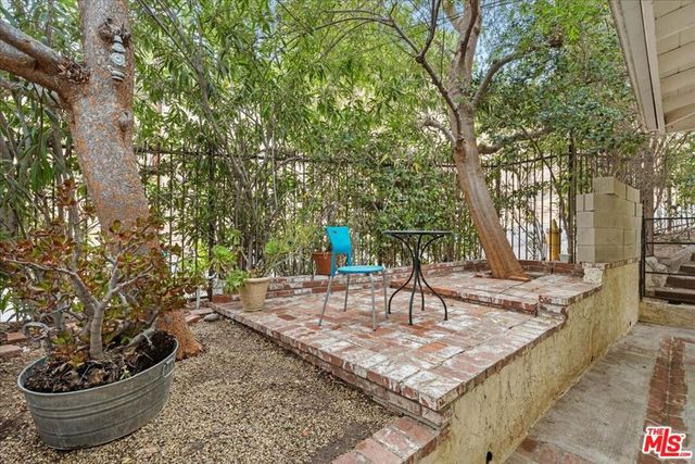 4635 Esparto Street, Woodland Hills, CA 91364